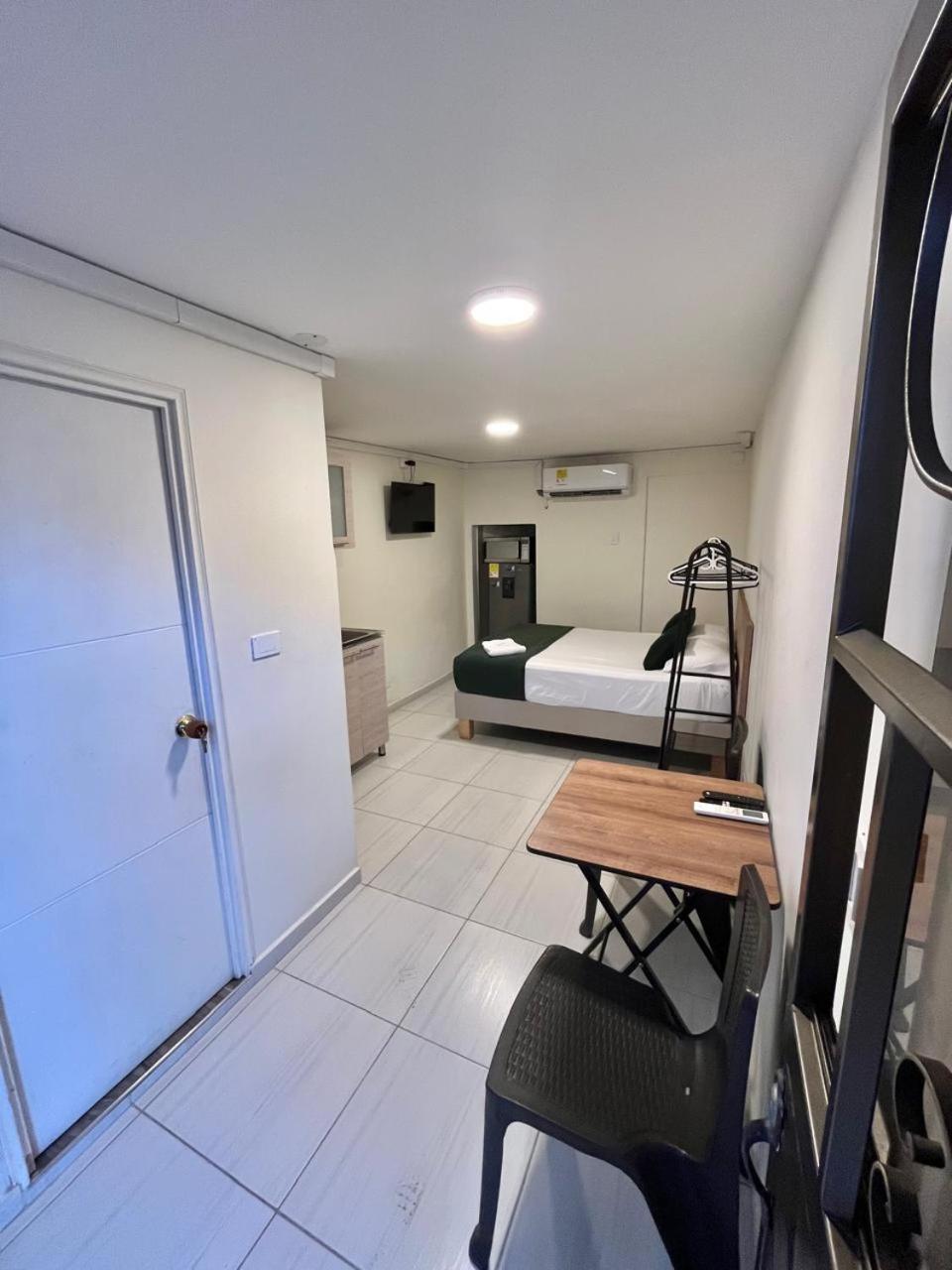 Casa Hotel Flor Del Valle กาลี ภายนอก รูปภาพ